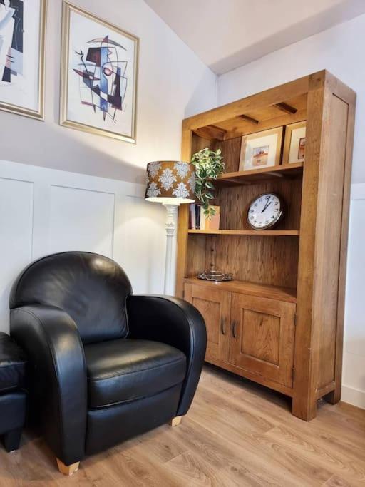 Charming Cottage Next To John Radcliffe Hospital With Free Parking Oxford Exterior foto